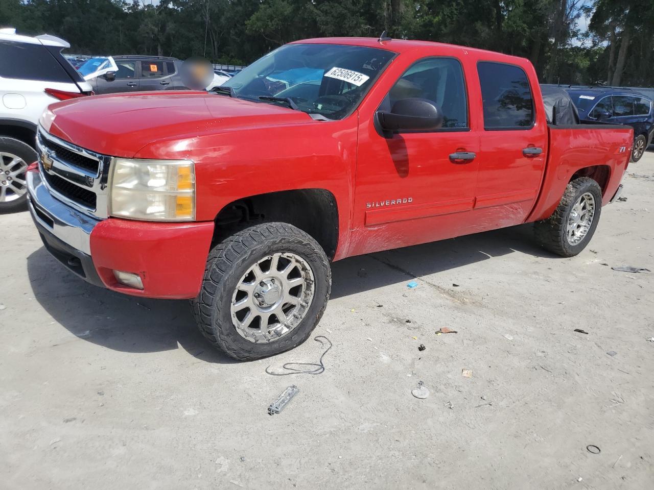 CHEVROLET SILVERADO 2011