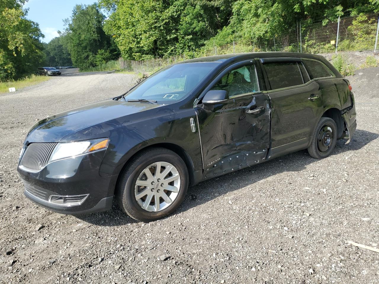 LINCOLN MKT 2015