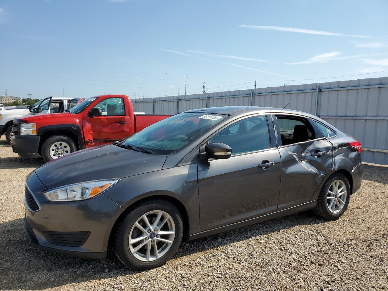 FORD FOCUS SE 2015