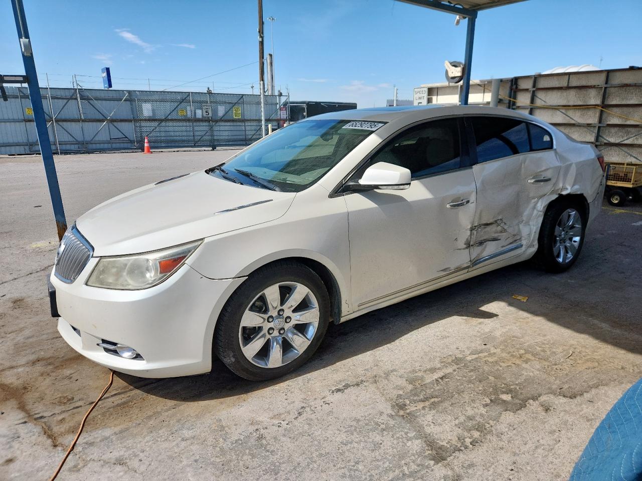 BUICK LACROSSE 2011