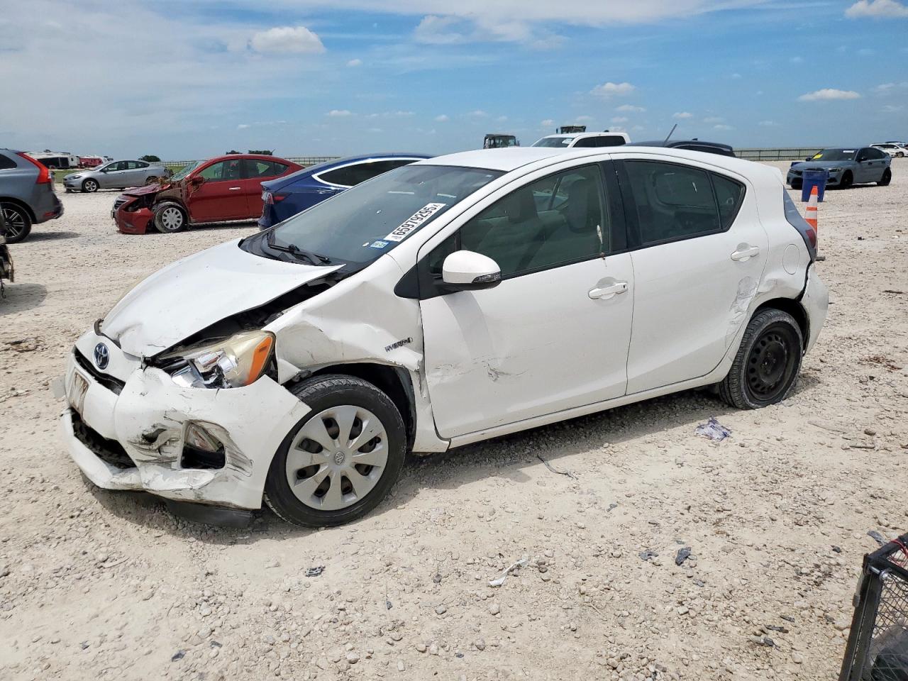 TOYOTA PRIUS C 2013