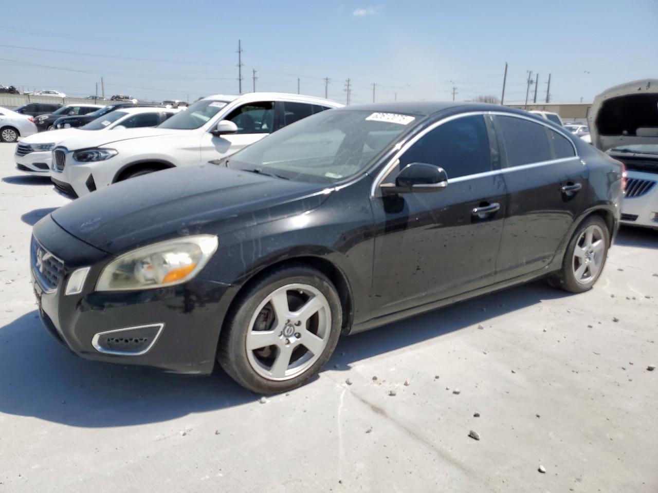 VOLVO S60 T5 2012