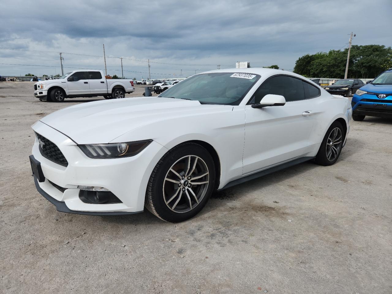 FORD MUSTANG 2017
