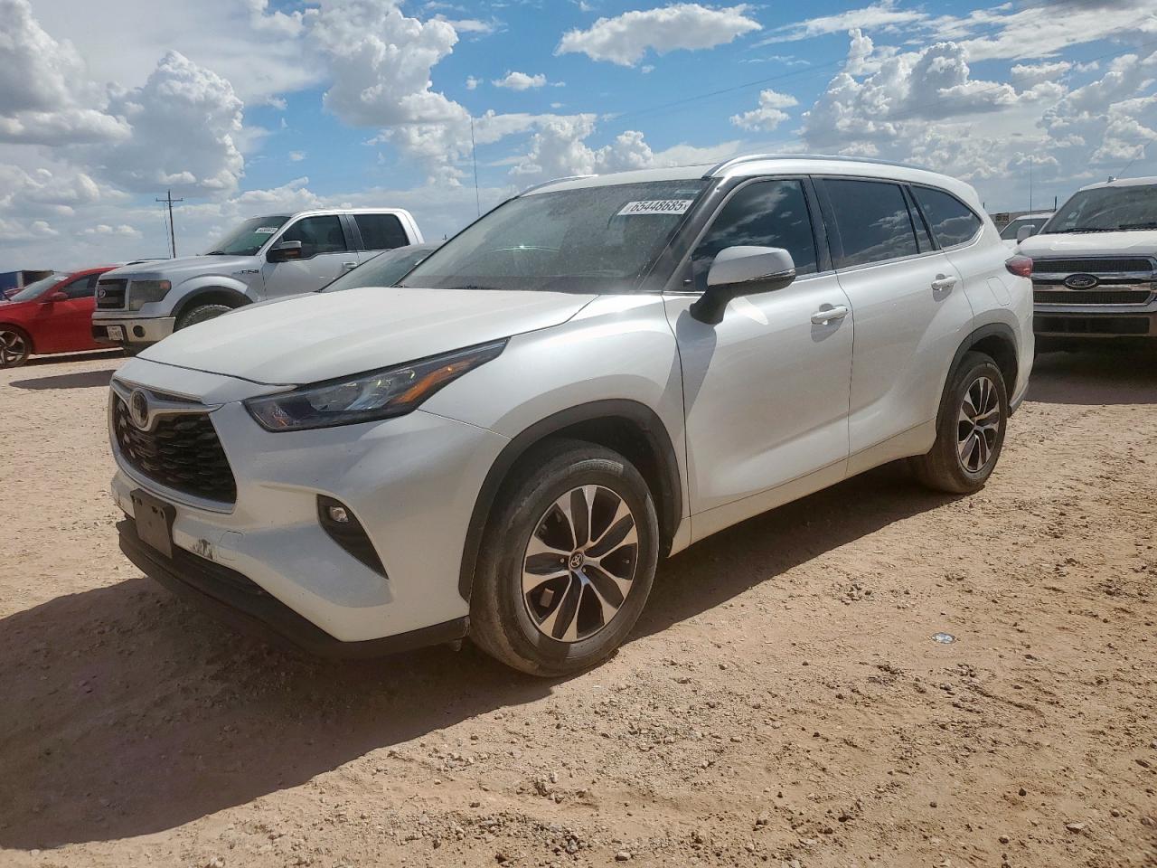 TOYOTA HIGHLANDER 2020