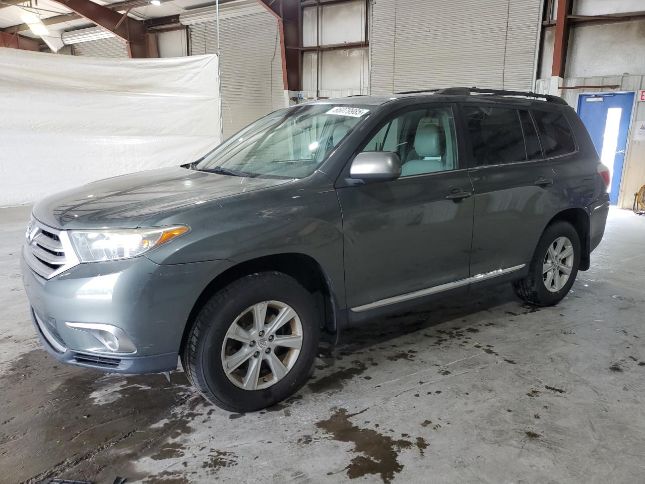 TOYOTA HIGHLANDER 2013