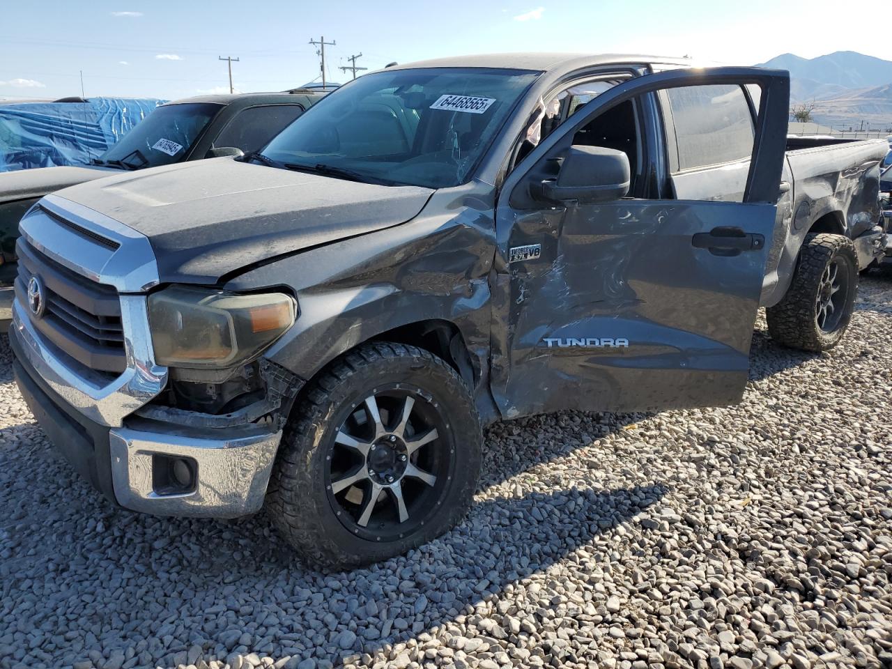 TOYOTA TUNDRA CRE 2014