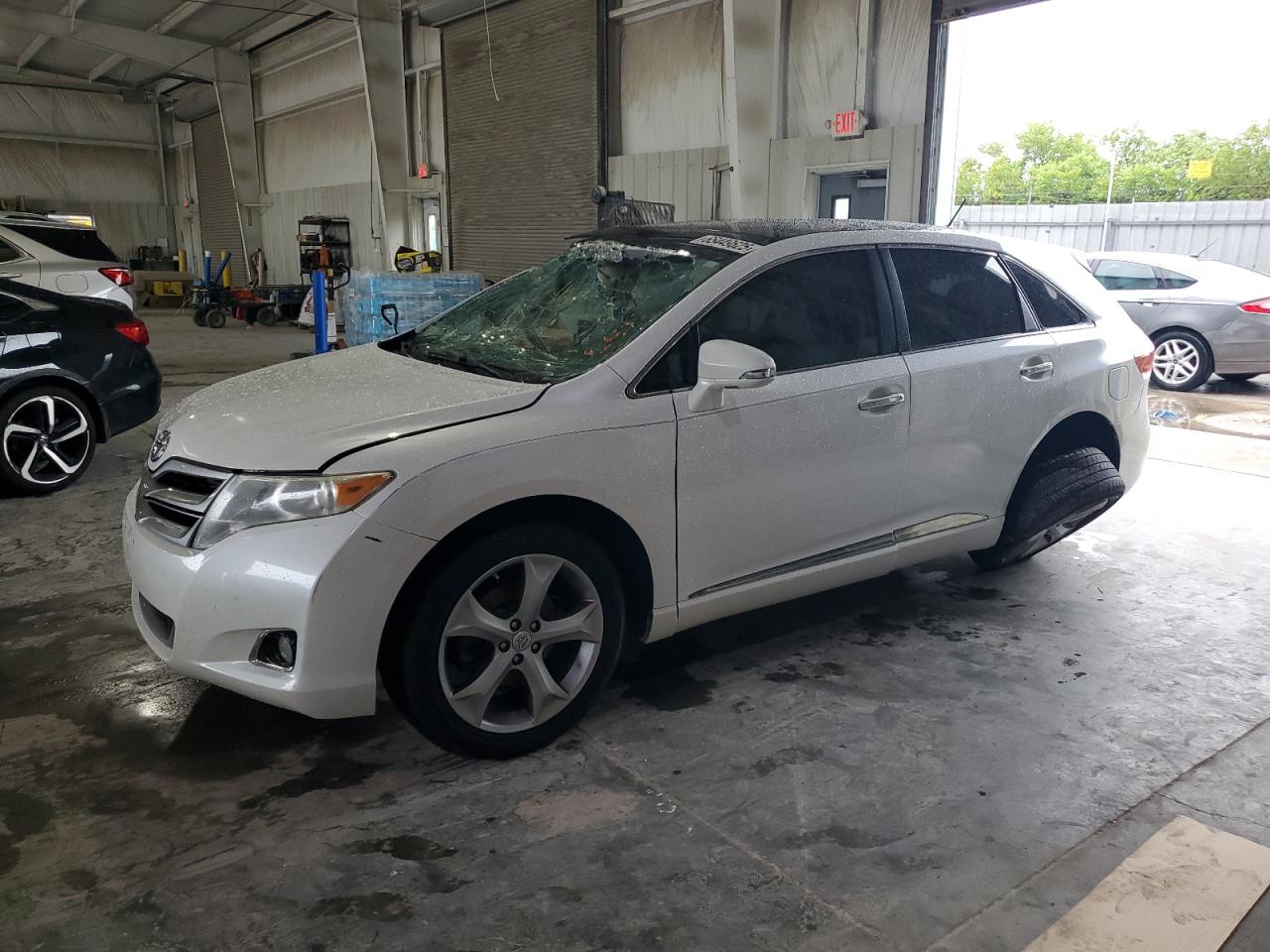 TOYOTA VENZA LE 2013