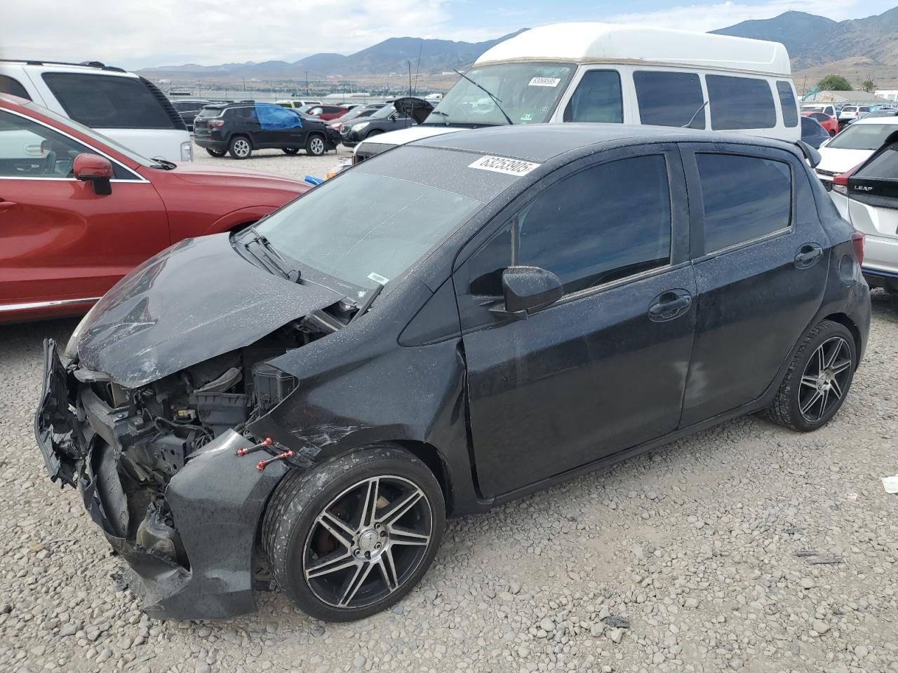 TOYOTA YARIS 2015
