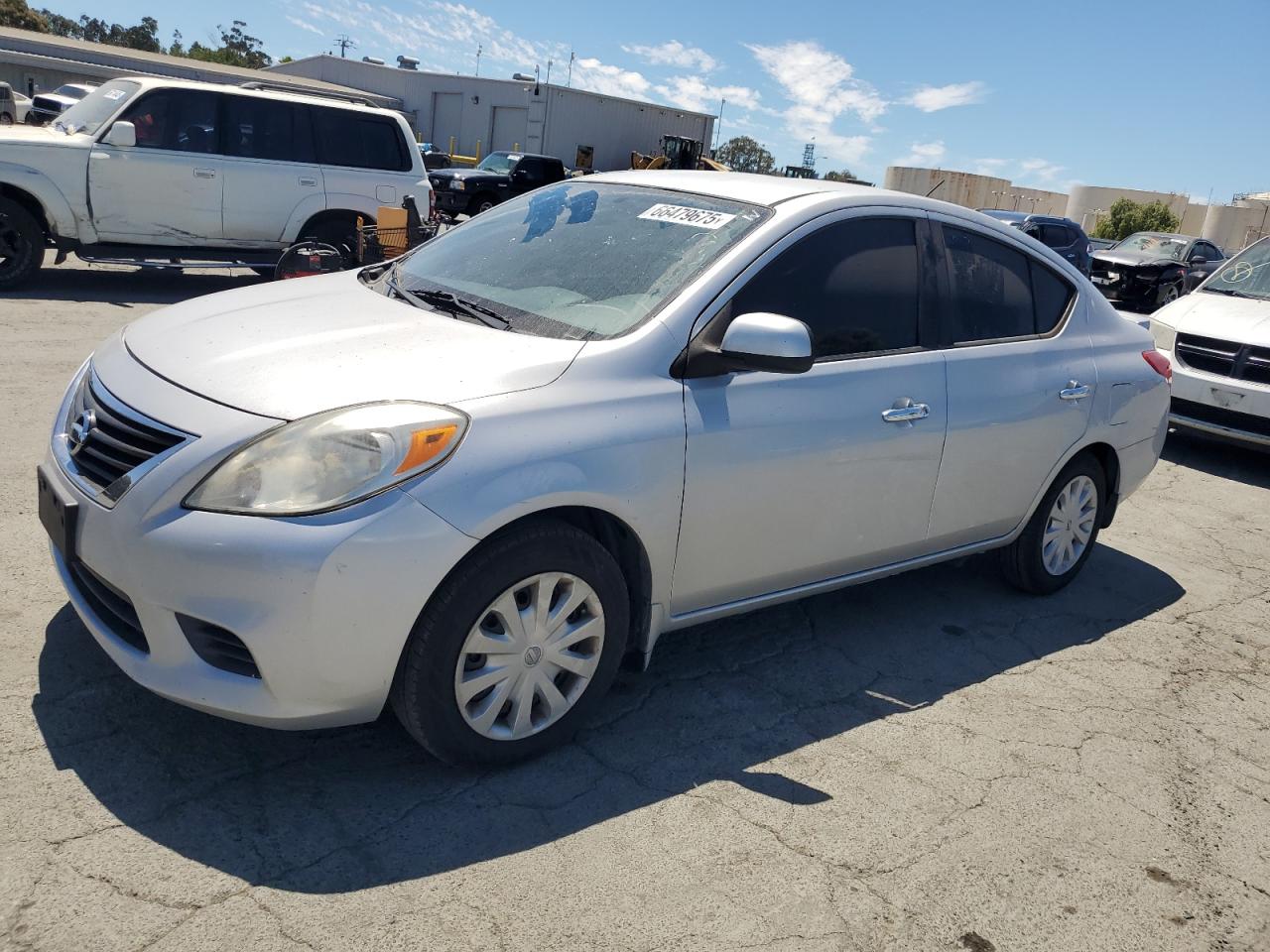 NISSAN VERSA S 2013