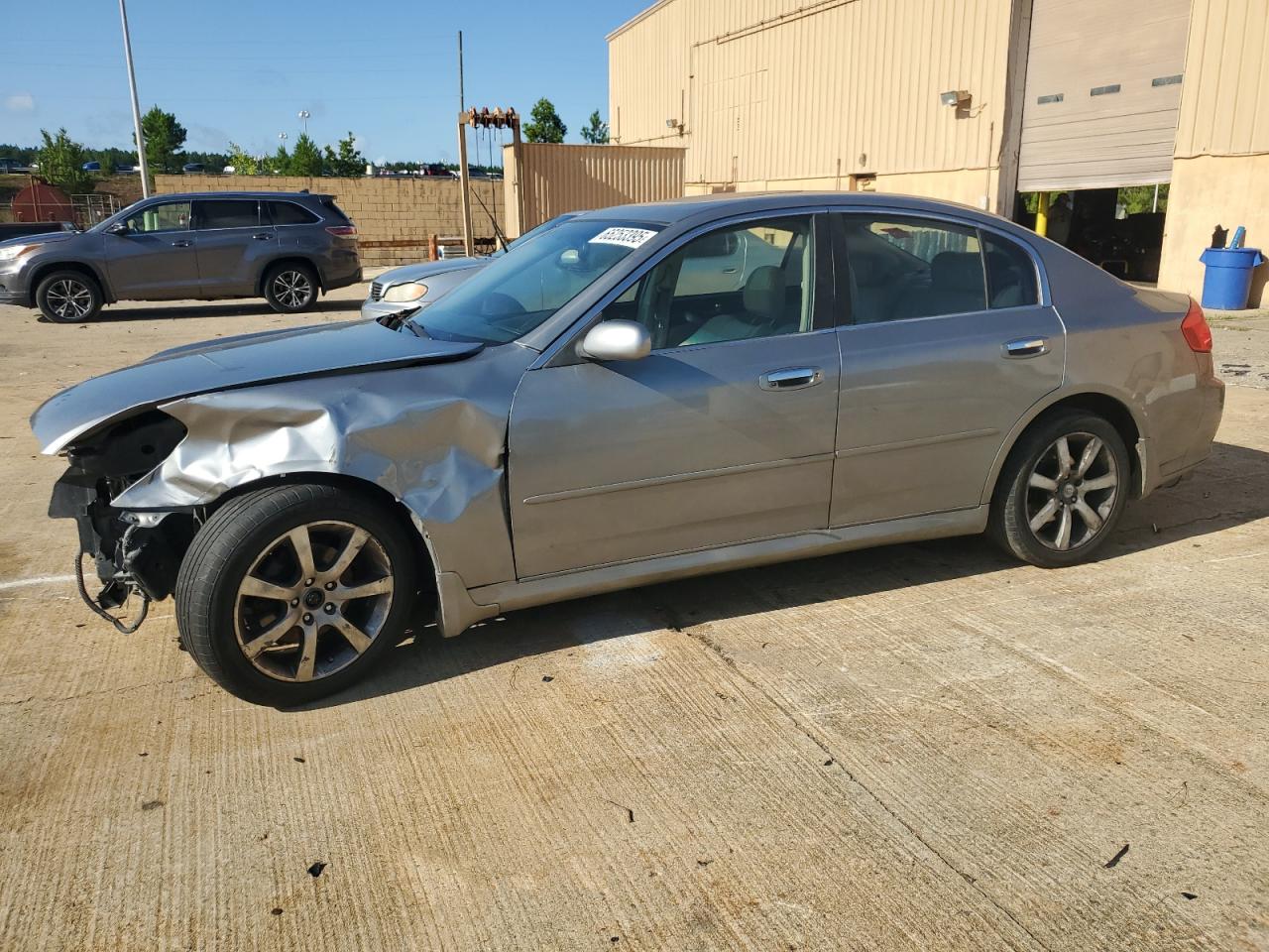 INFINITI G35 2005