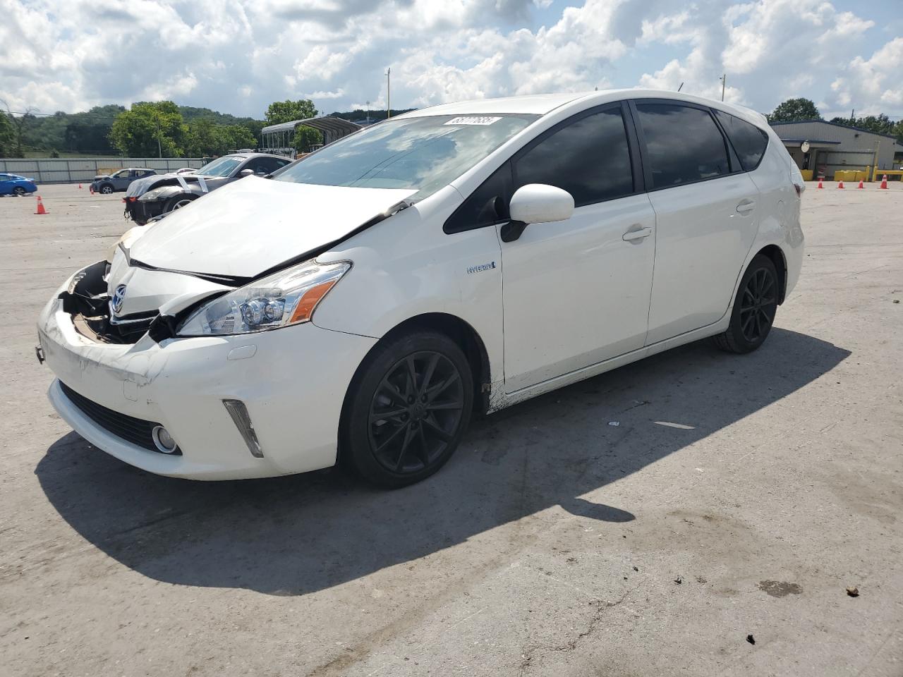 TOYOTA PRIUS V 2012