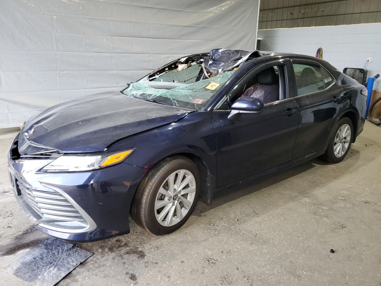 TOYOTA CAMRY LE 2022