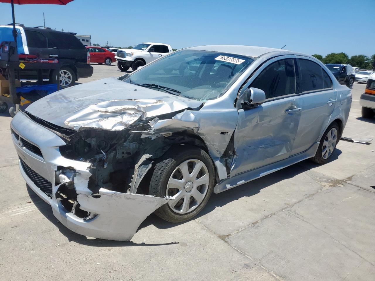 MITSUBISHI LANCER ES/ 2013