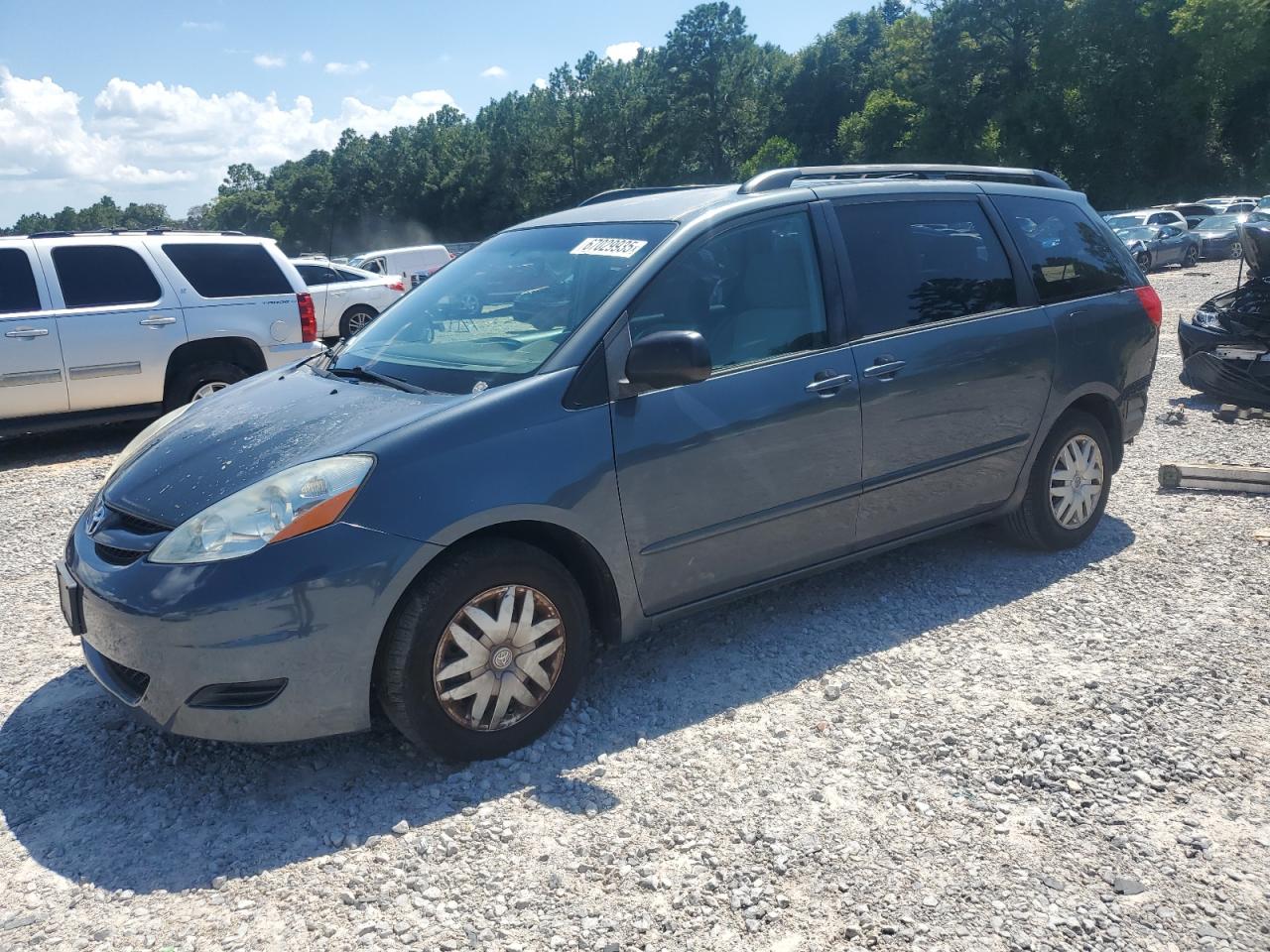 TOYOTA SIENNA CE 2009
