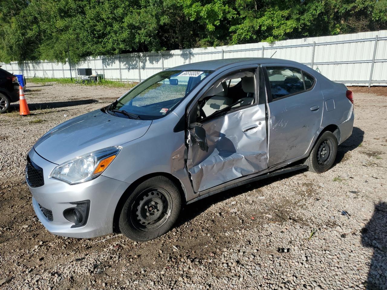 MITSUBISHI MIRAGE G4 2020