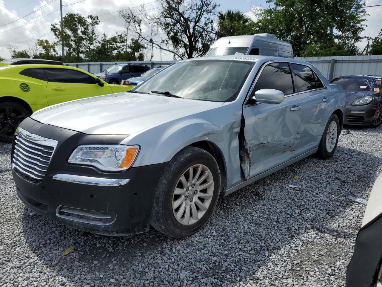 CHRYSLER 300 2013