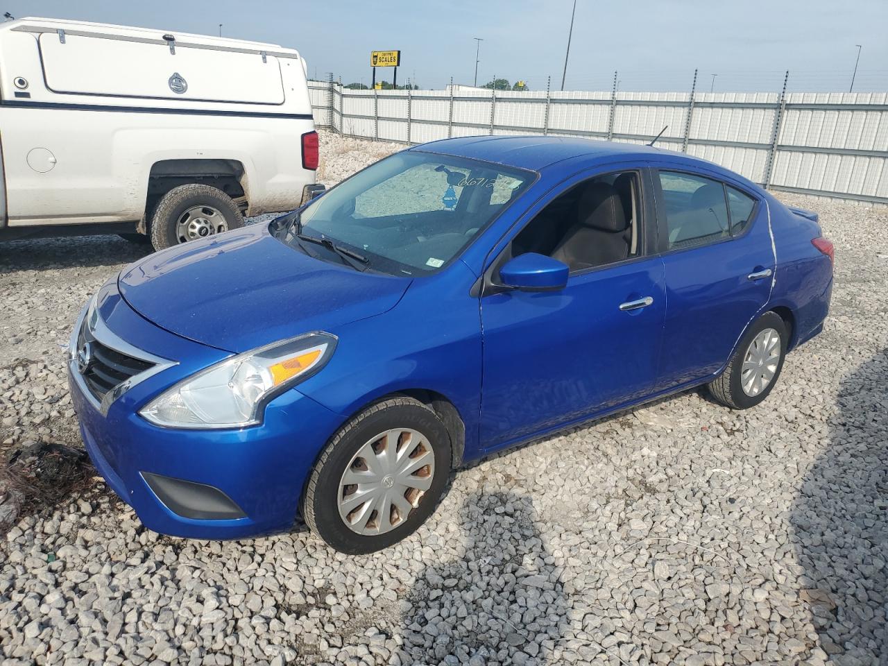 NISSAN VERSA S 2017