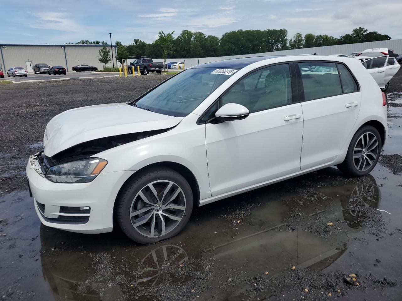 VOLKSWAGEN GOLF 2015