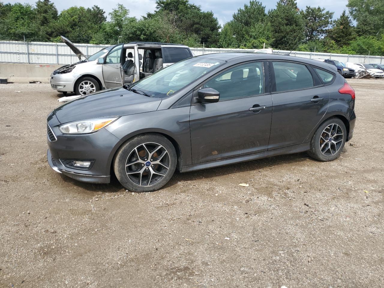 FORD FOCUS SE 2016