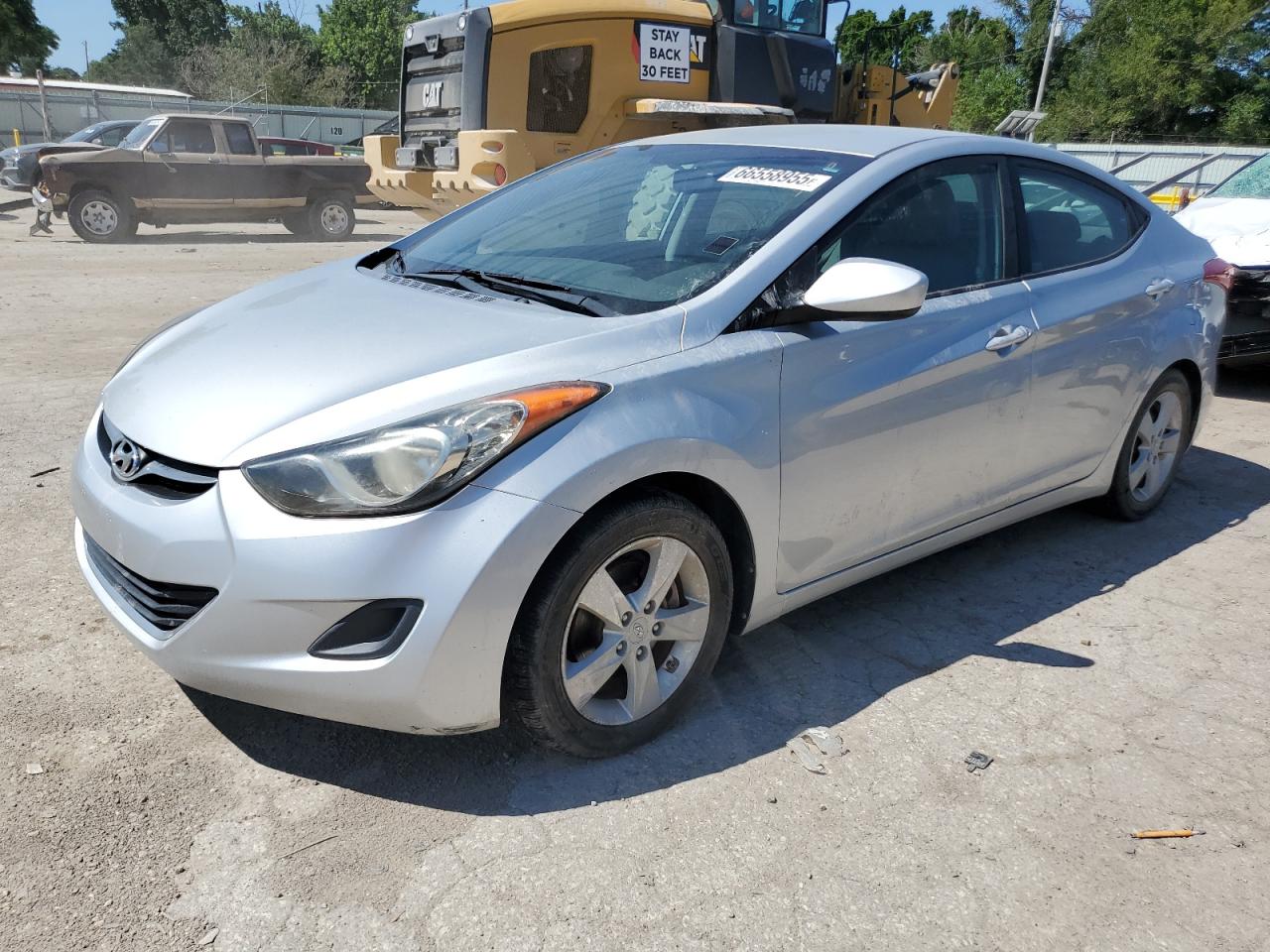 HYUNDAI ELANTRA GL 2011