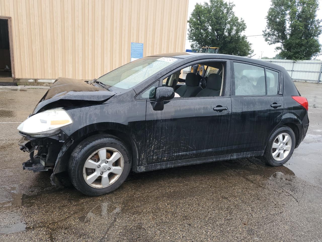 NISSAN VERSA S 2012