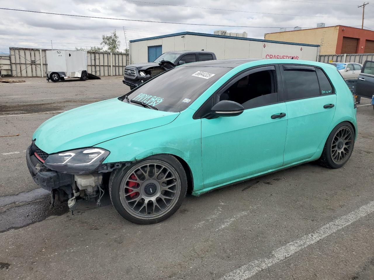 VOLKSWAGEN GTI 2015
