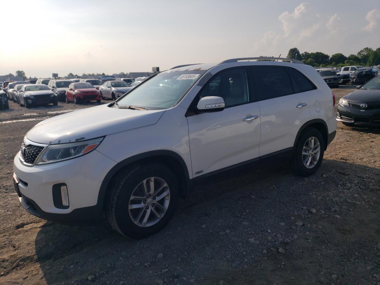 KIA SORENTO LX 2015