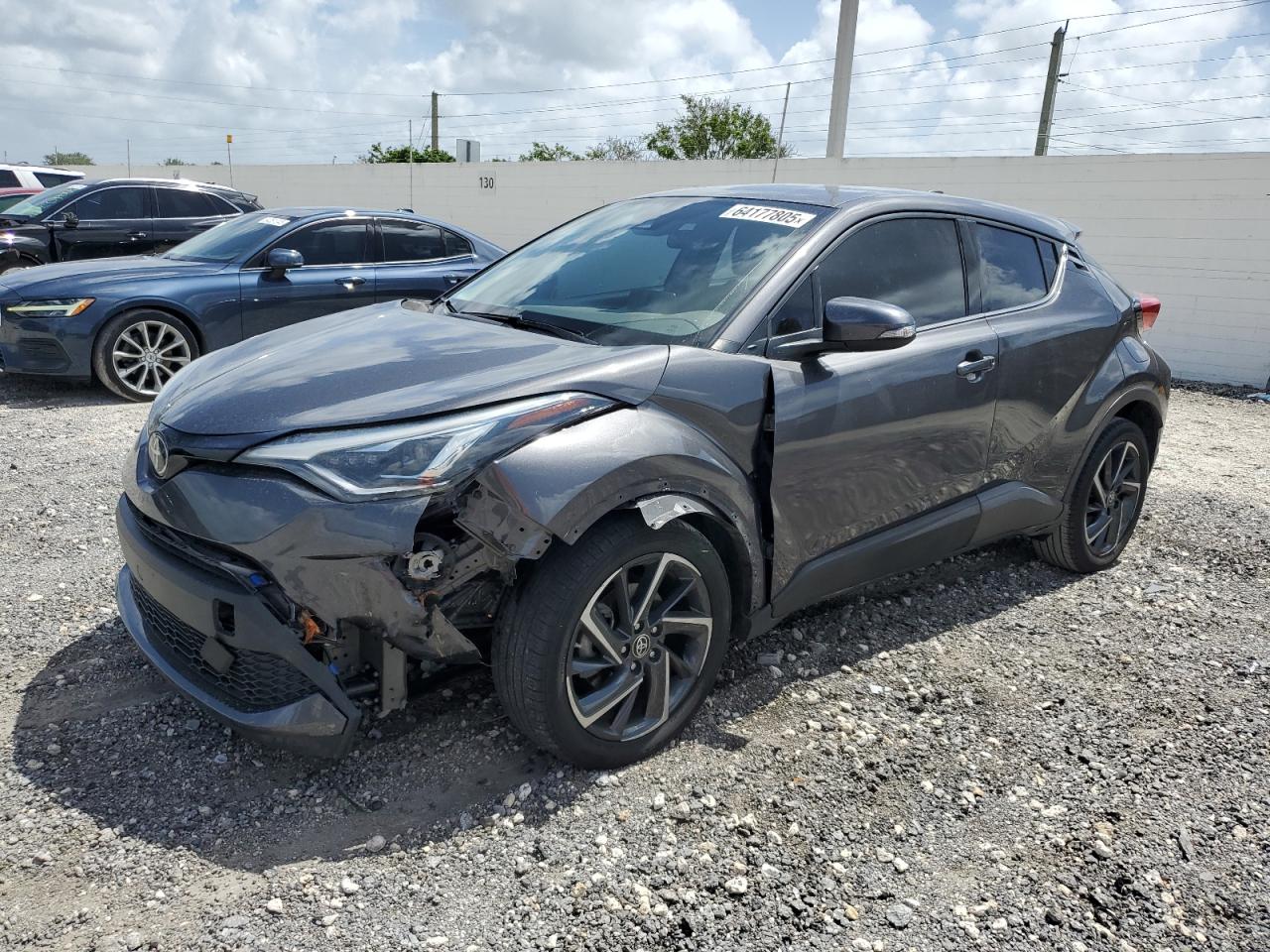 TOYOTA C-HR XLE 2021