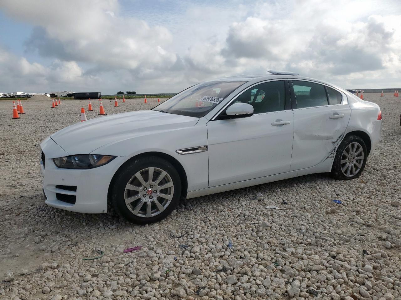 JAGUAR XE 2019