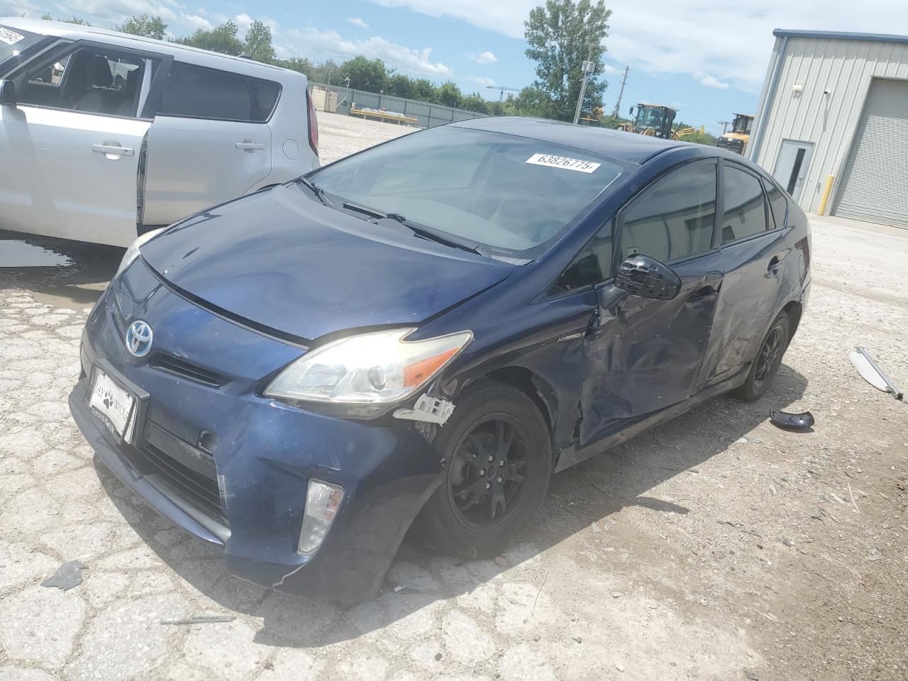 TOYOTA PRIUS 2015