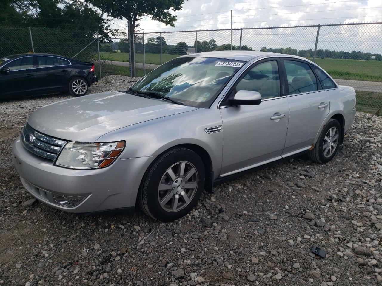FORD TAURUS SEL 2009