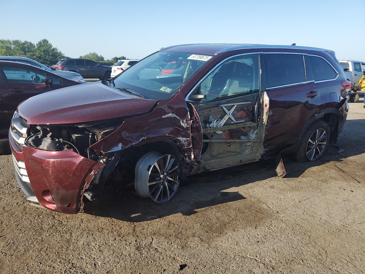 TOYOTA HIGHLANDER 2017