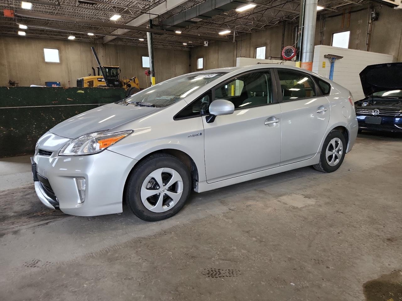 TOYOTA PRIUS 2013