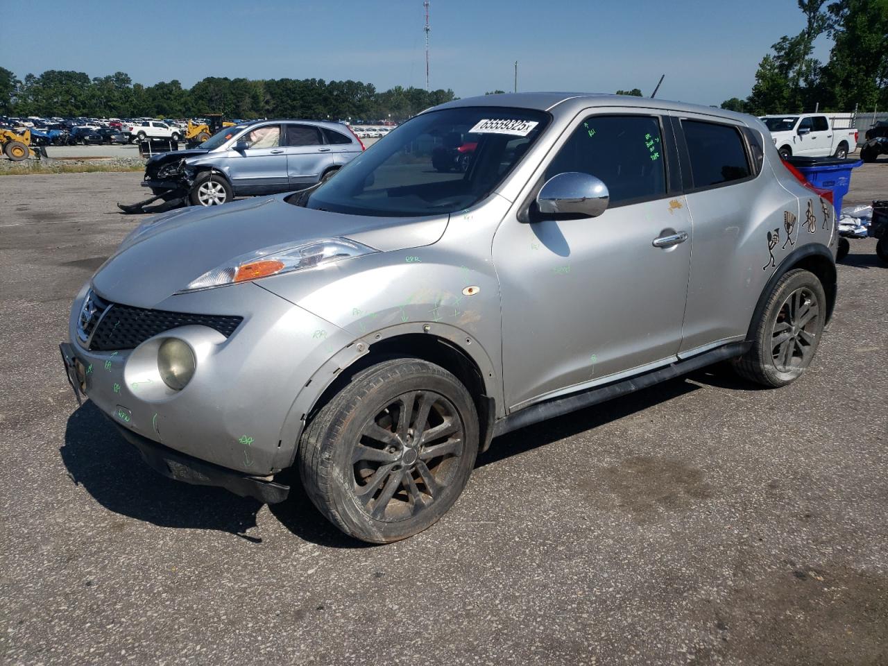 NISSAN JUKE S 2012