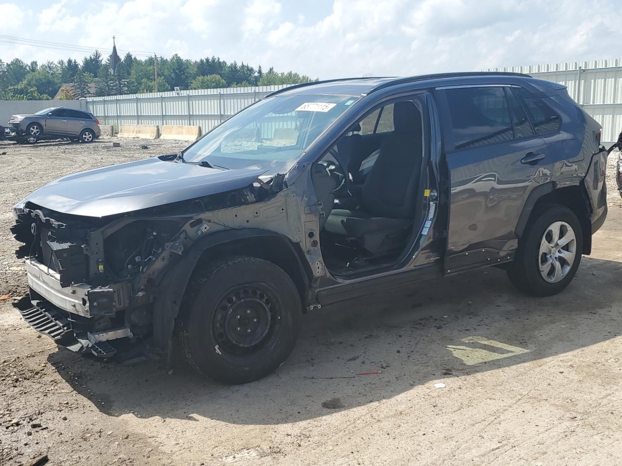 TOYOTA RAV4 LE 2021