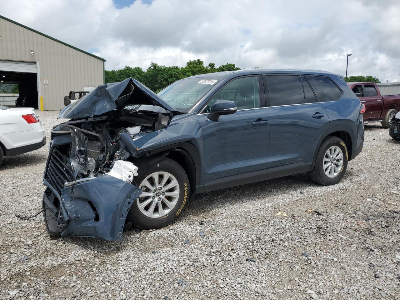 TOYOTA GRAND HIGHLANDER XLE 2024