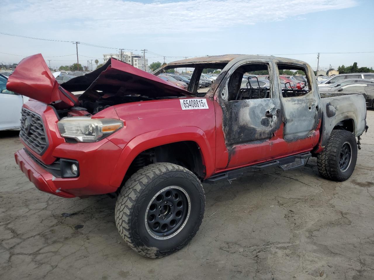 TOYOTA TACOMA DOU 2021