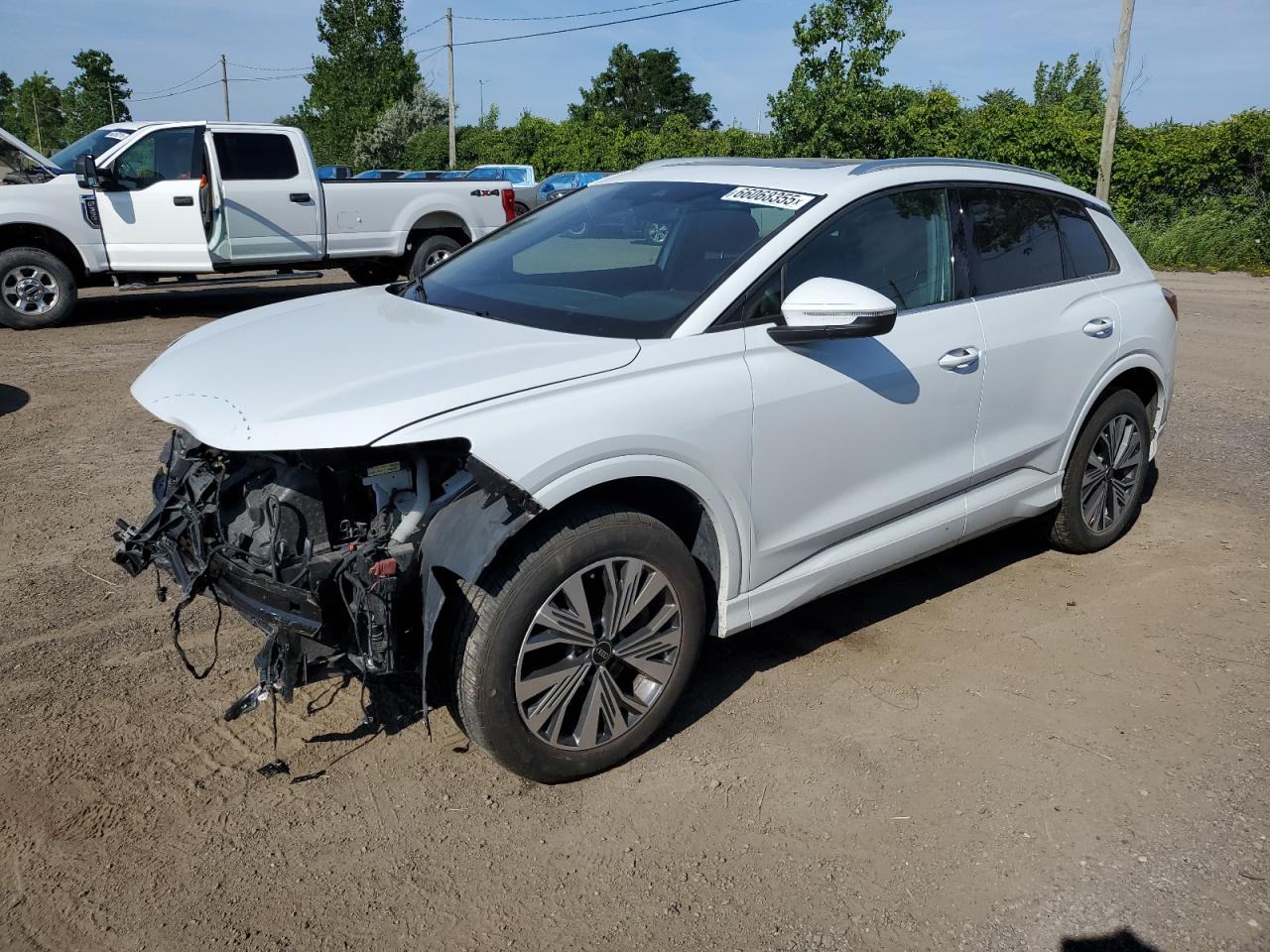 AUDI Q4 E-TRON 2024