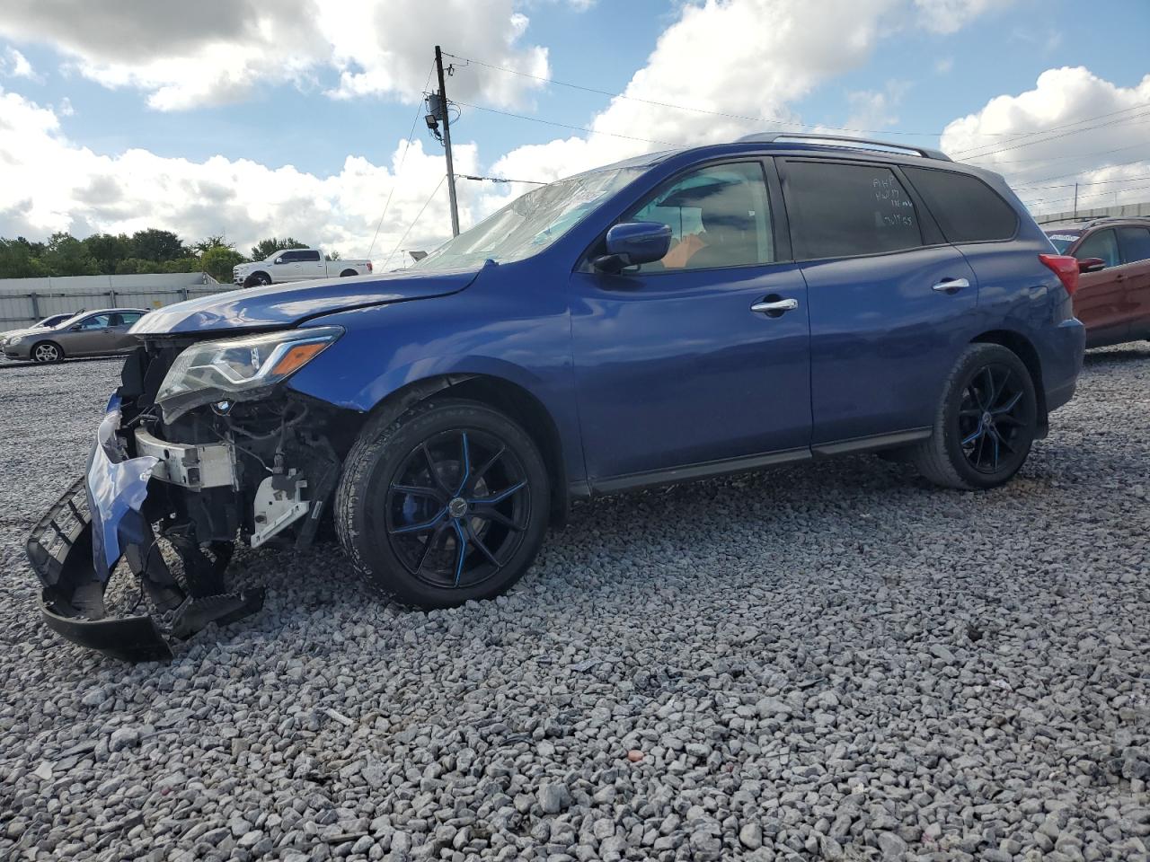 NISSAN PATHFINDER HYBRID 2020