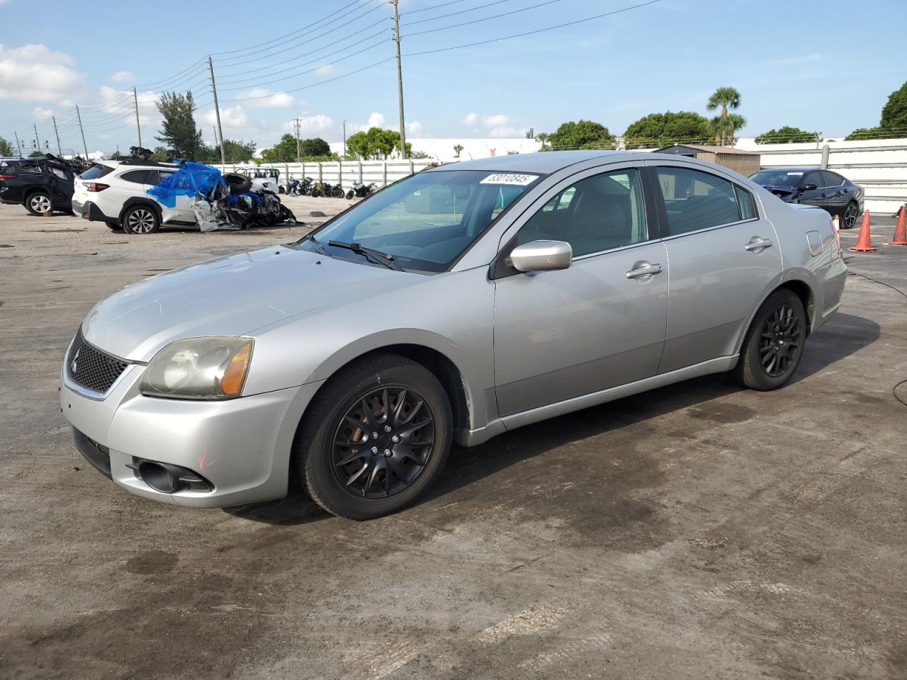 MITSUBISHI GALANT ES 2011