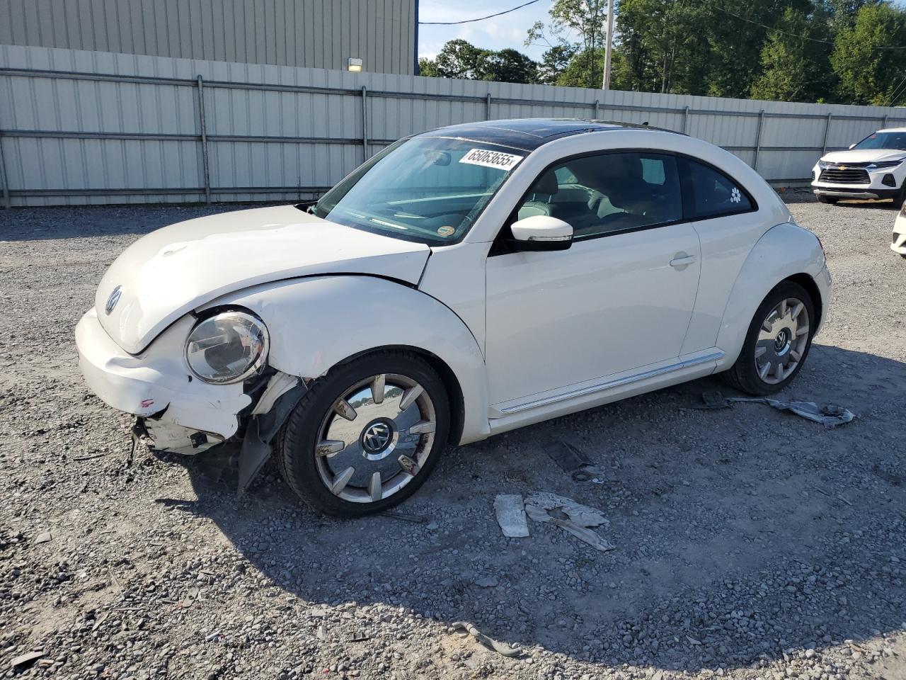 VOLKSWAGEN BEETLE 2012