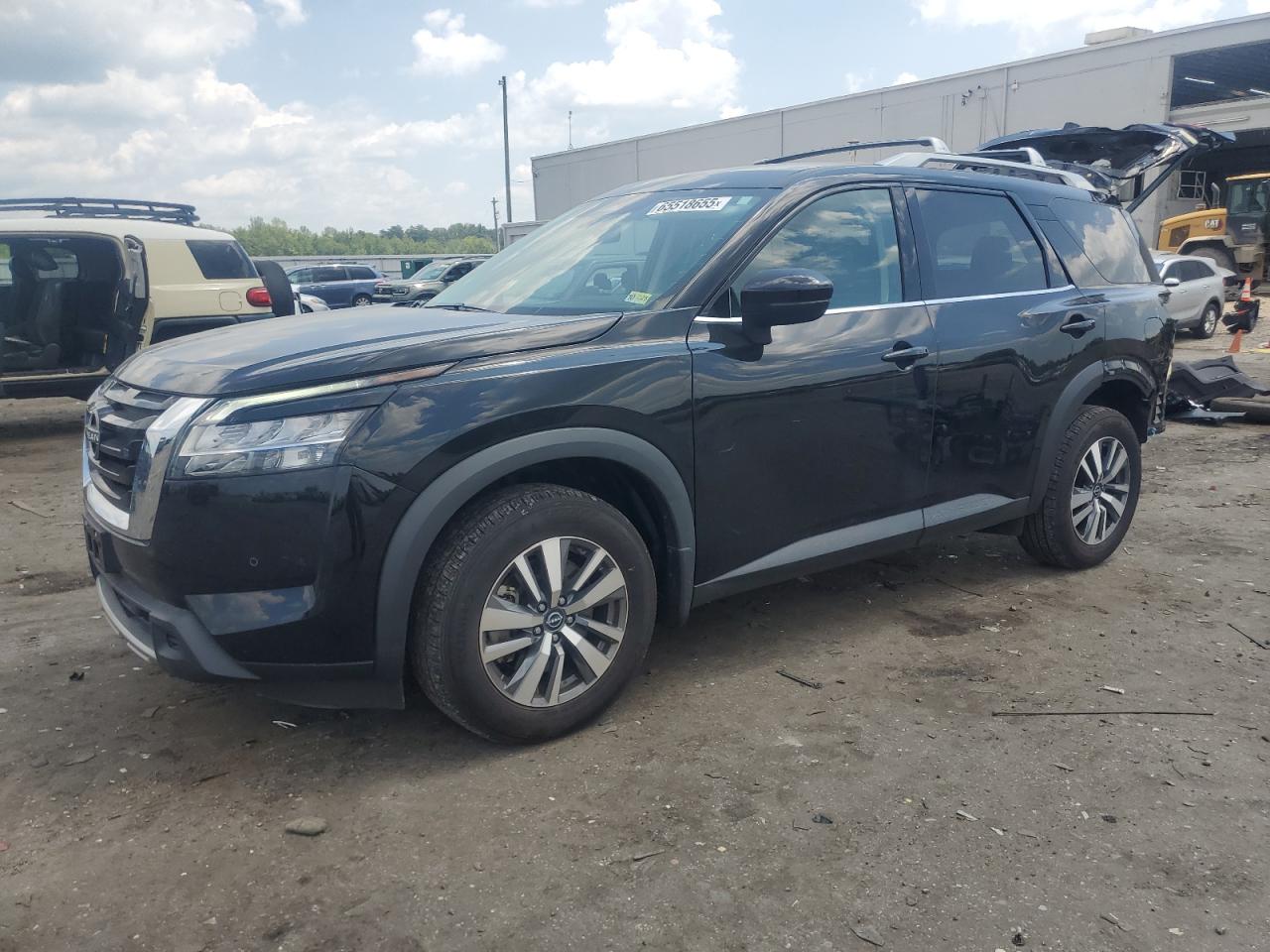 NISSAN PATHFINDER 2024