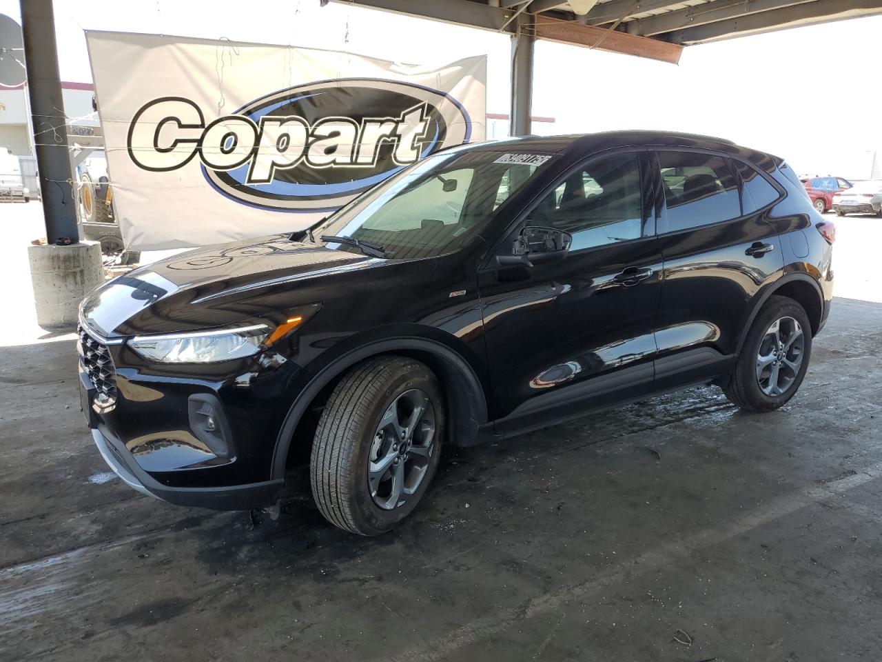 FORD ESCAPE ST 2025