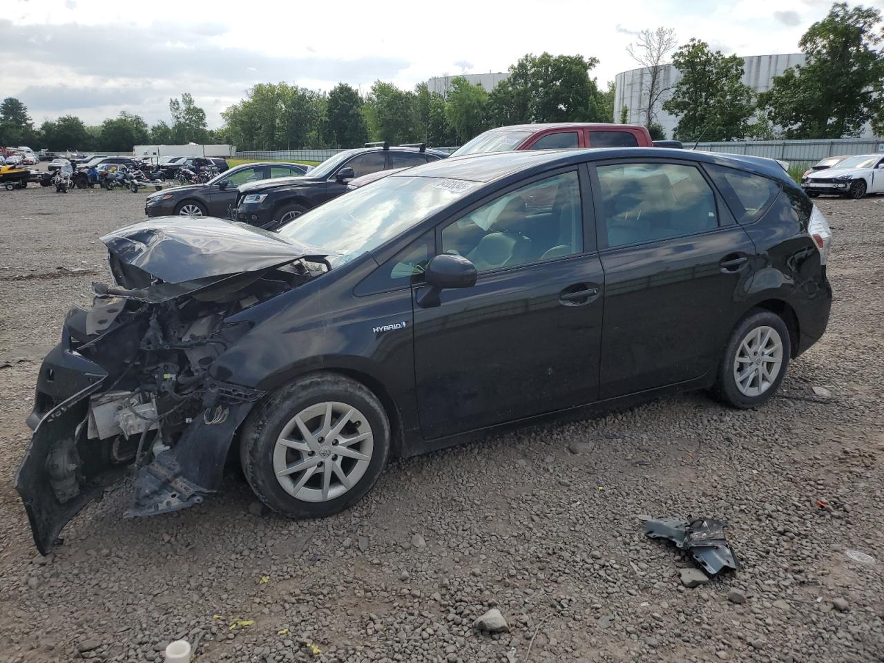 TOYOTA PRIUS V 2012