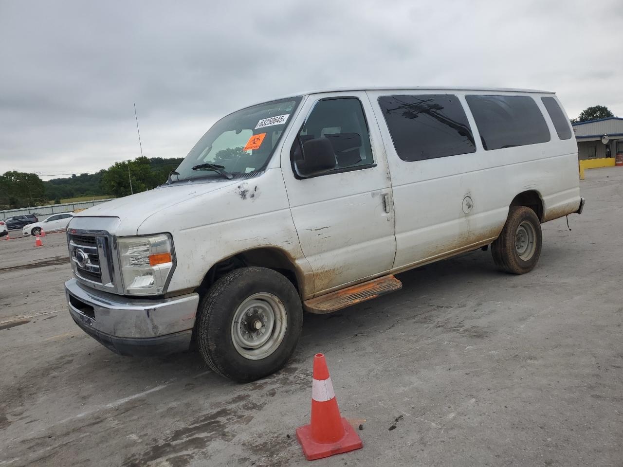 FORD ECONOLINE 2011