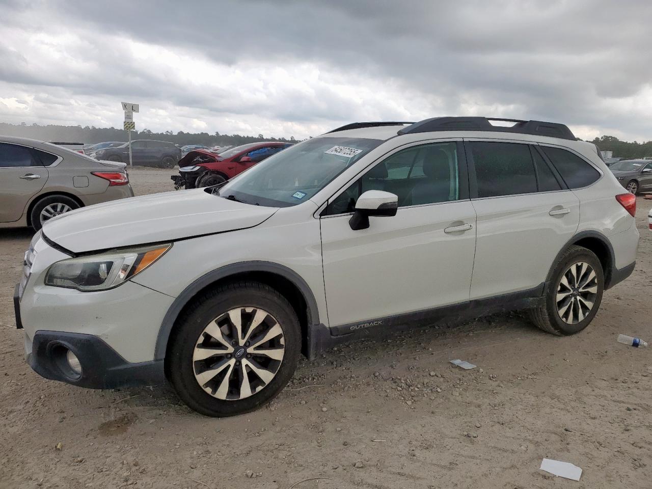 SUBARU OUTBACK 2. 2015