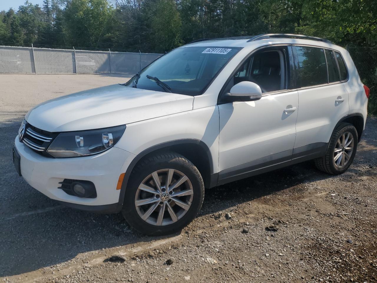 VOLKSWAGEN TIGUAN S 2014