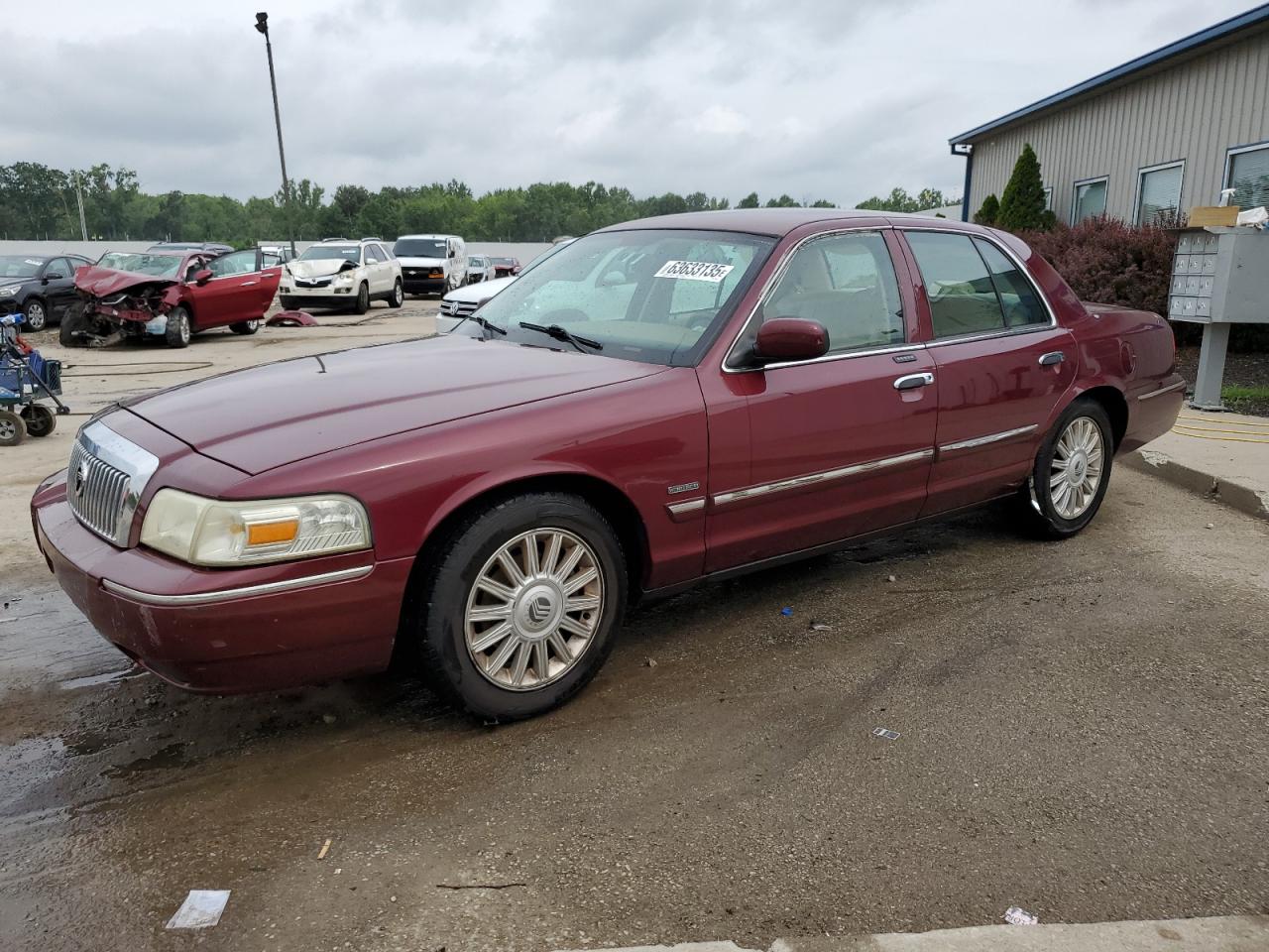 MERCURY GRAND MARQUIS 2010