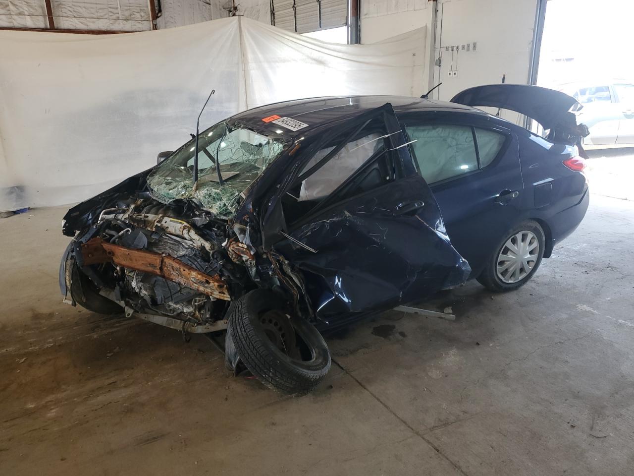NISSAN VERSA S 2012