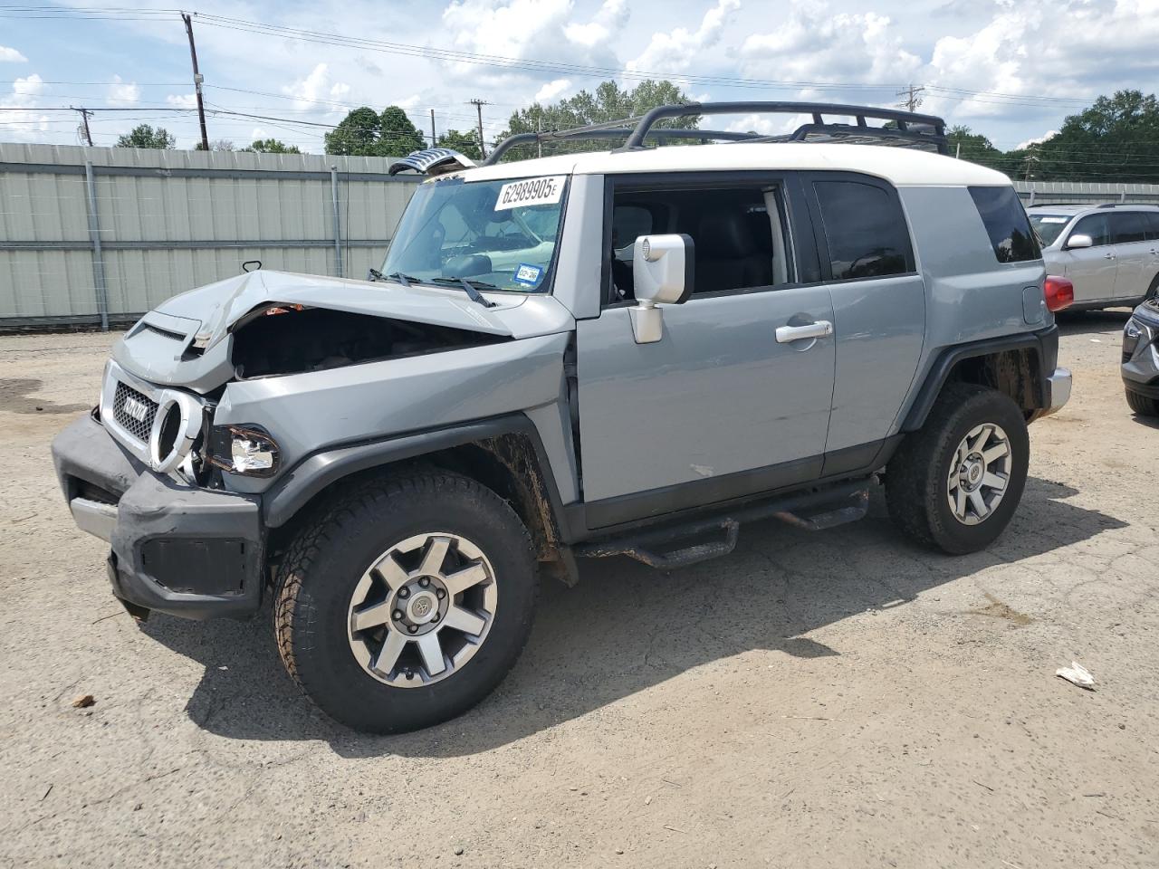 TOYOTA FJ CRUISER 2014